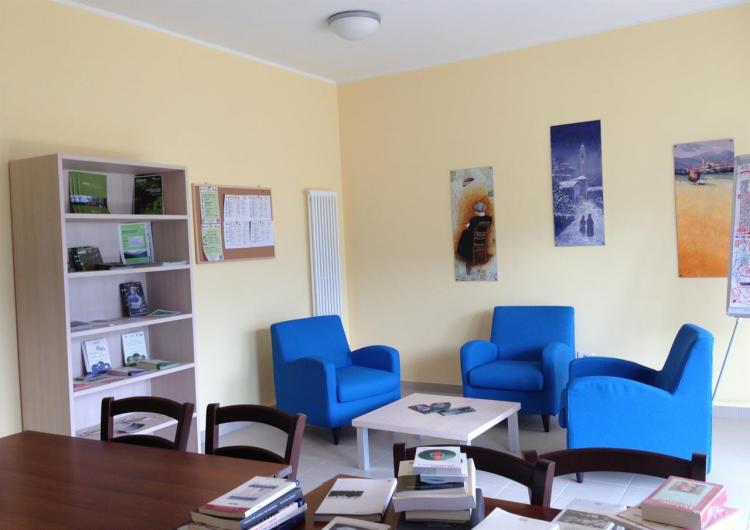 ostello-sala-lettura