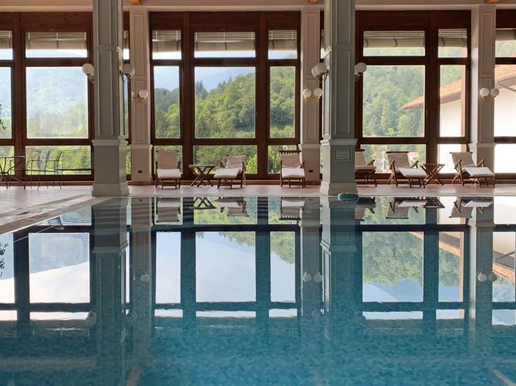 Piscina, comano cattoni holiday, comano terme