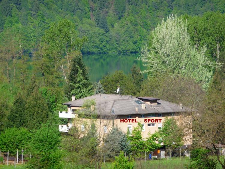 HOTEL SPORT - ESTATE SFONDO LAGO