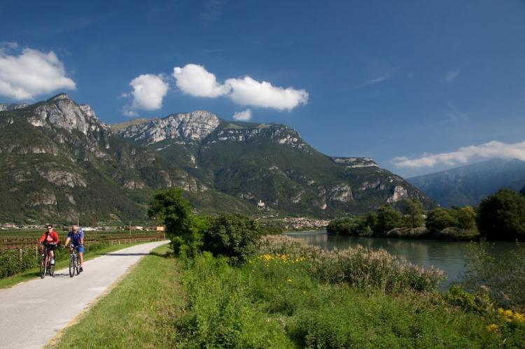 Pista ciclabile lungo l'Adige, via Claudia Augusta