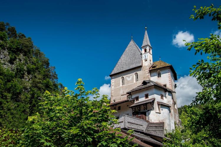 santuario-san-romedio