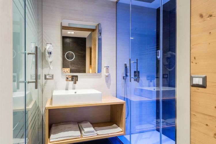FAMILYJUNIORSUITE1