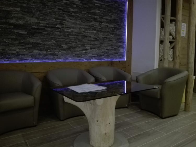 Tisaneria Centro Benessere con cromoterapia