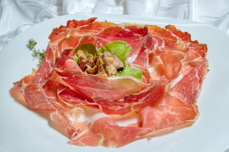 Speck con funghetti