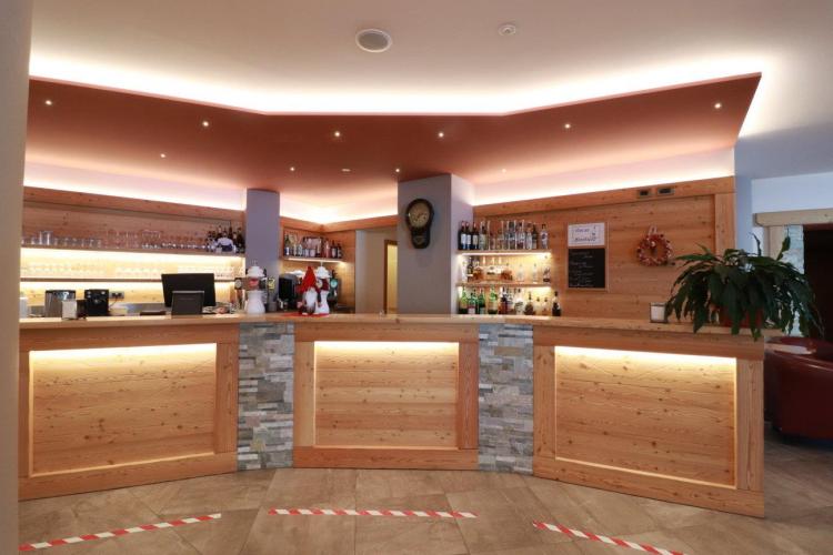 Bar Alpen Garten Hotel Margherita Rumo