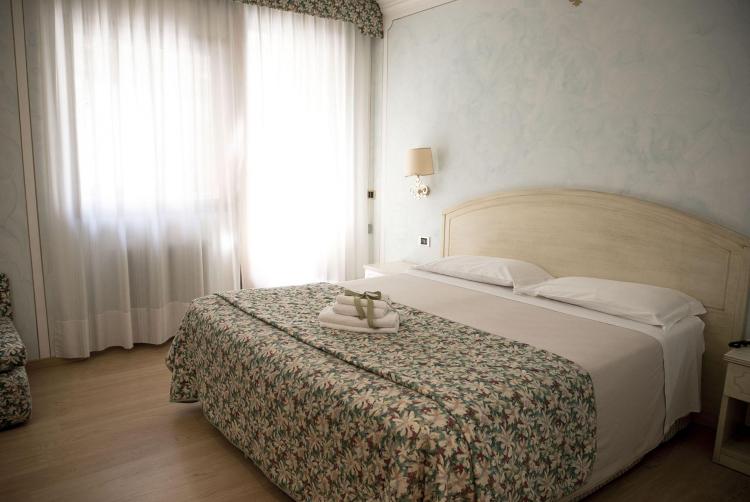 Camera Standard, hotel a Comano Terme