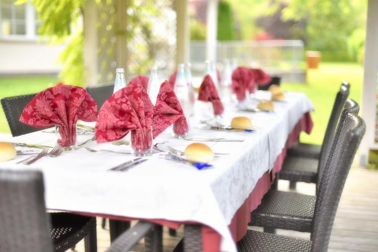 Cena_esterna_hotel_bel_sit_comano_terme_piccole19
