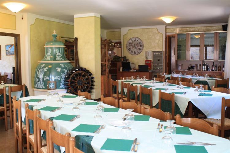 sala04