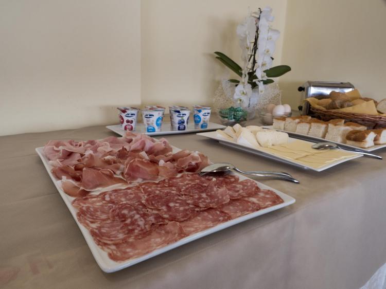6. Colazione