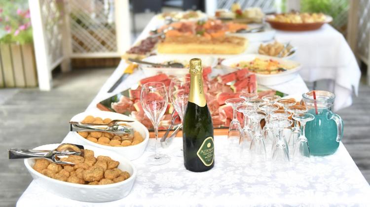 Cena_esterna_hotel_bel_sit_comano_terme_piccole1