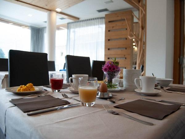 Colazione sala nuova Olimpionico Hotel