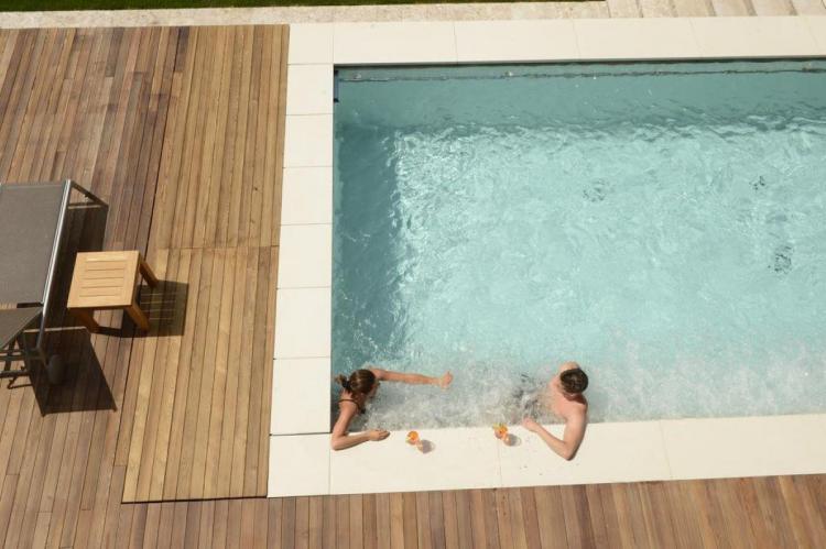 Piscina_corona