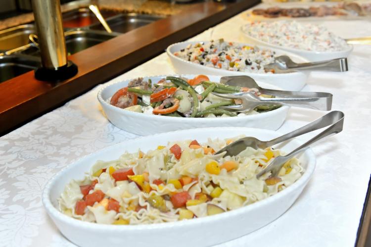 Buffet_verdure_hotel_bel_sit_comano_terme_piccole5