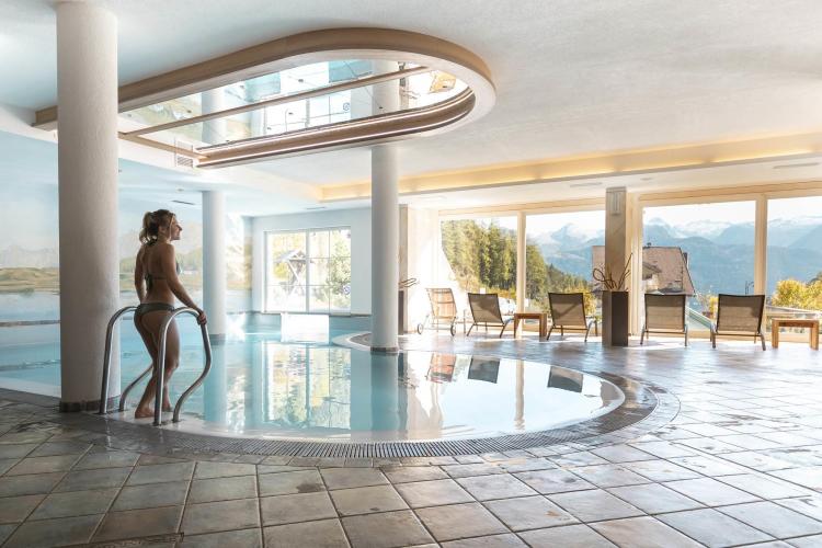 Berghotel Miramonti piscina interna