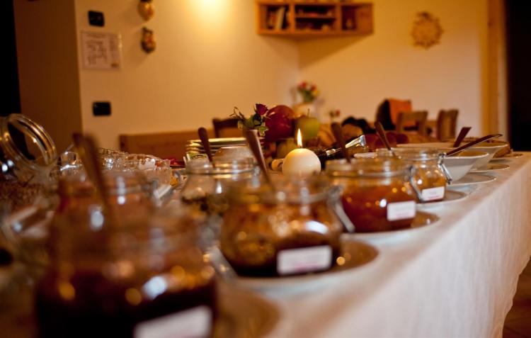 Tavolo del buffet