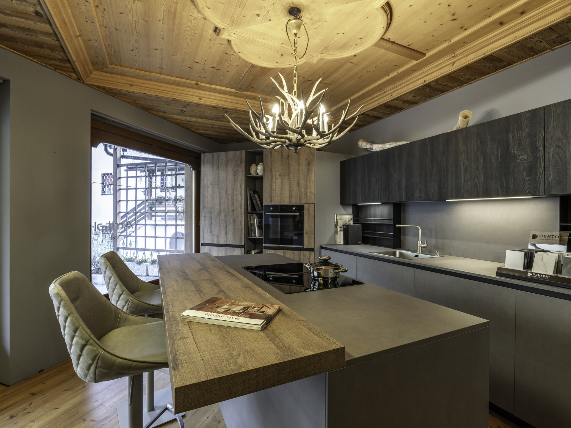 Content Dam Org 2 Images Full Rights Madonna Di Campiglio Pinzolo Val Rendena Shopping Tardivo E Poli 2 Apt Campiglio
