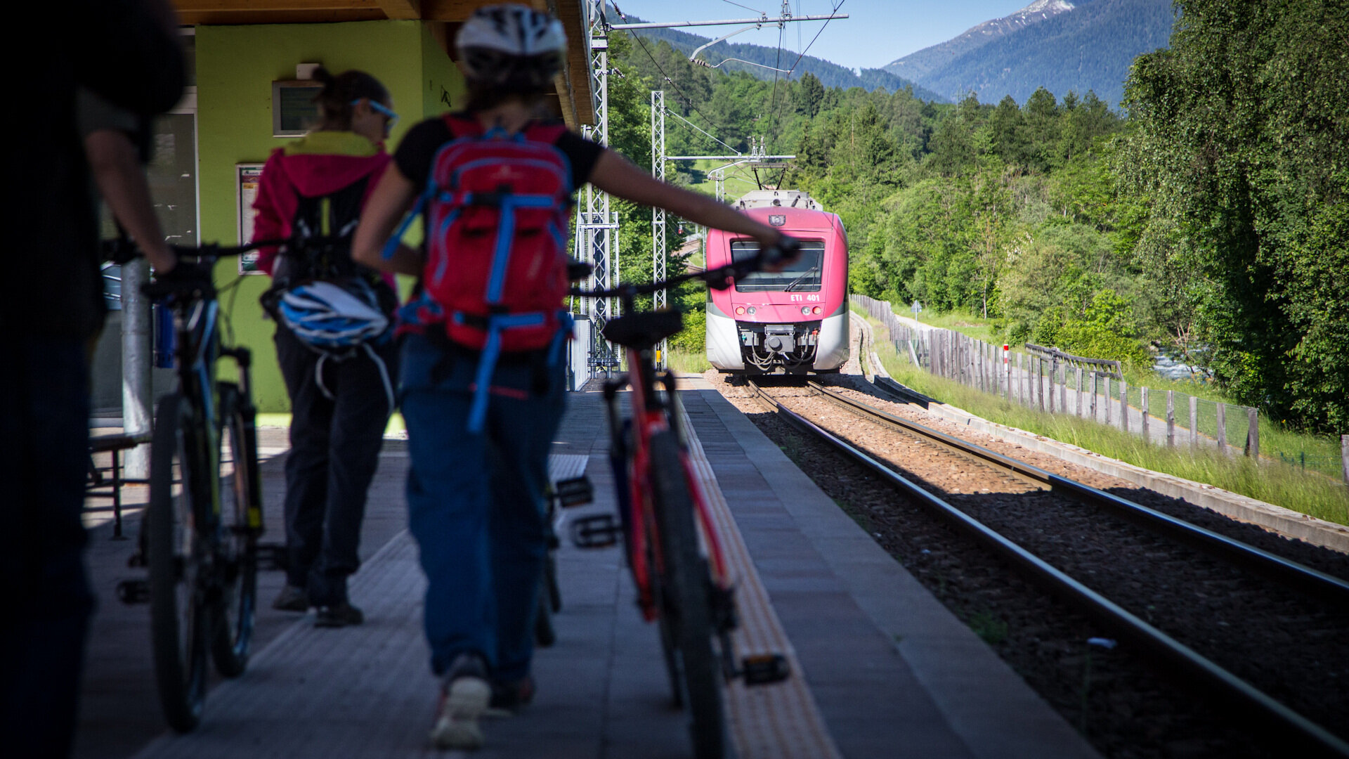 Content Dam Org 4 Images Full Rights Servizi Bike Train Bike Train Archivio Apt Val Di Sole Ph Pillow Lab