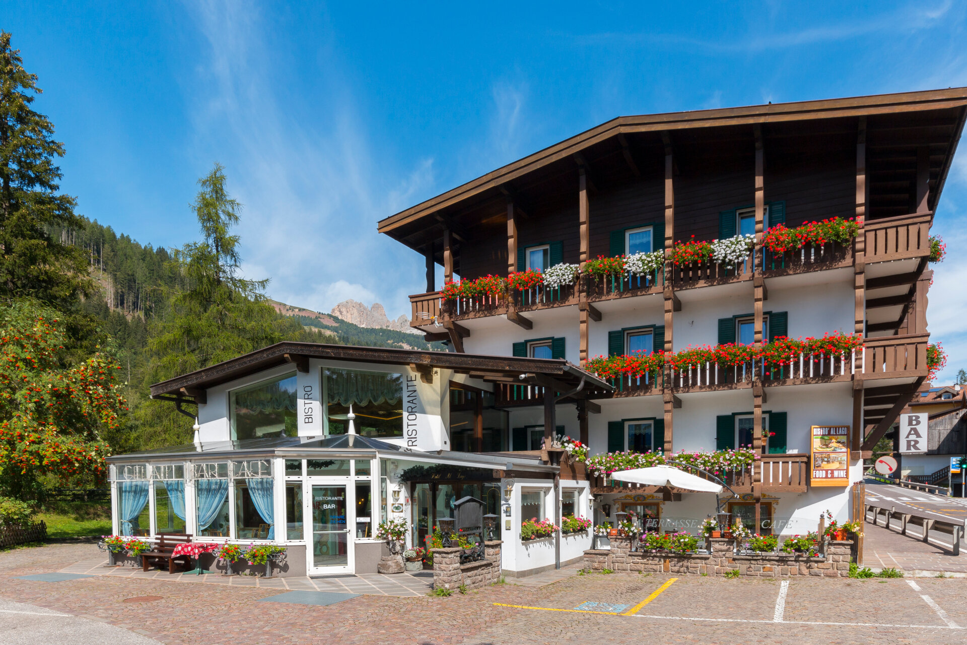 Content Dam Org 3 Images Full Rights Gusto Ristorante Bistrot Al Lago Ristorante Bistrot Al Lago Soraga Est