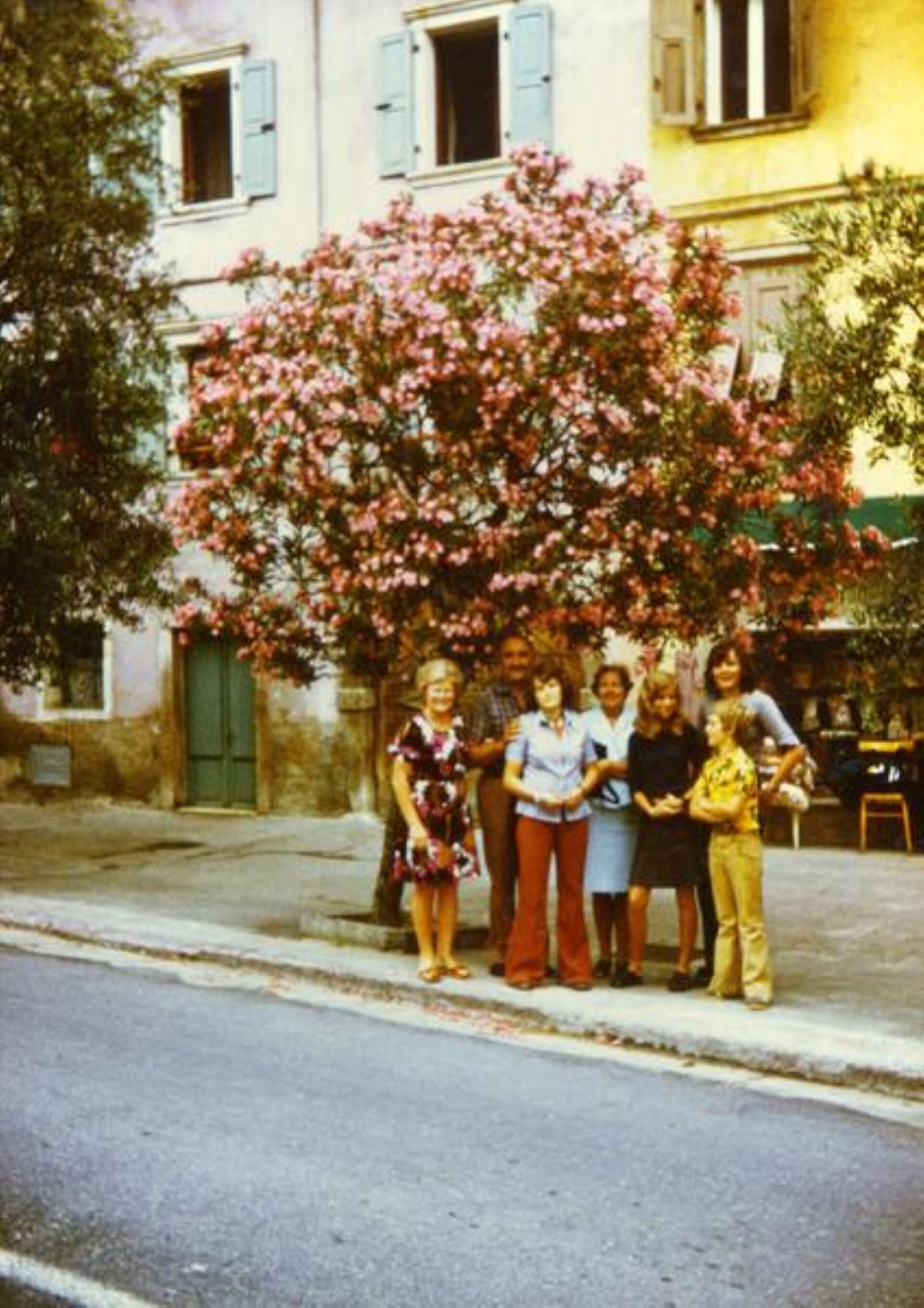 Content Dam Org 8 Images Full Rights Garda Trentino Shopping 2026 Poi Shopping L29 1