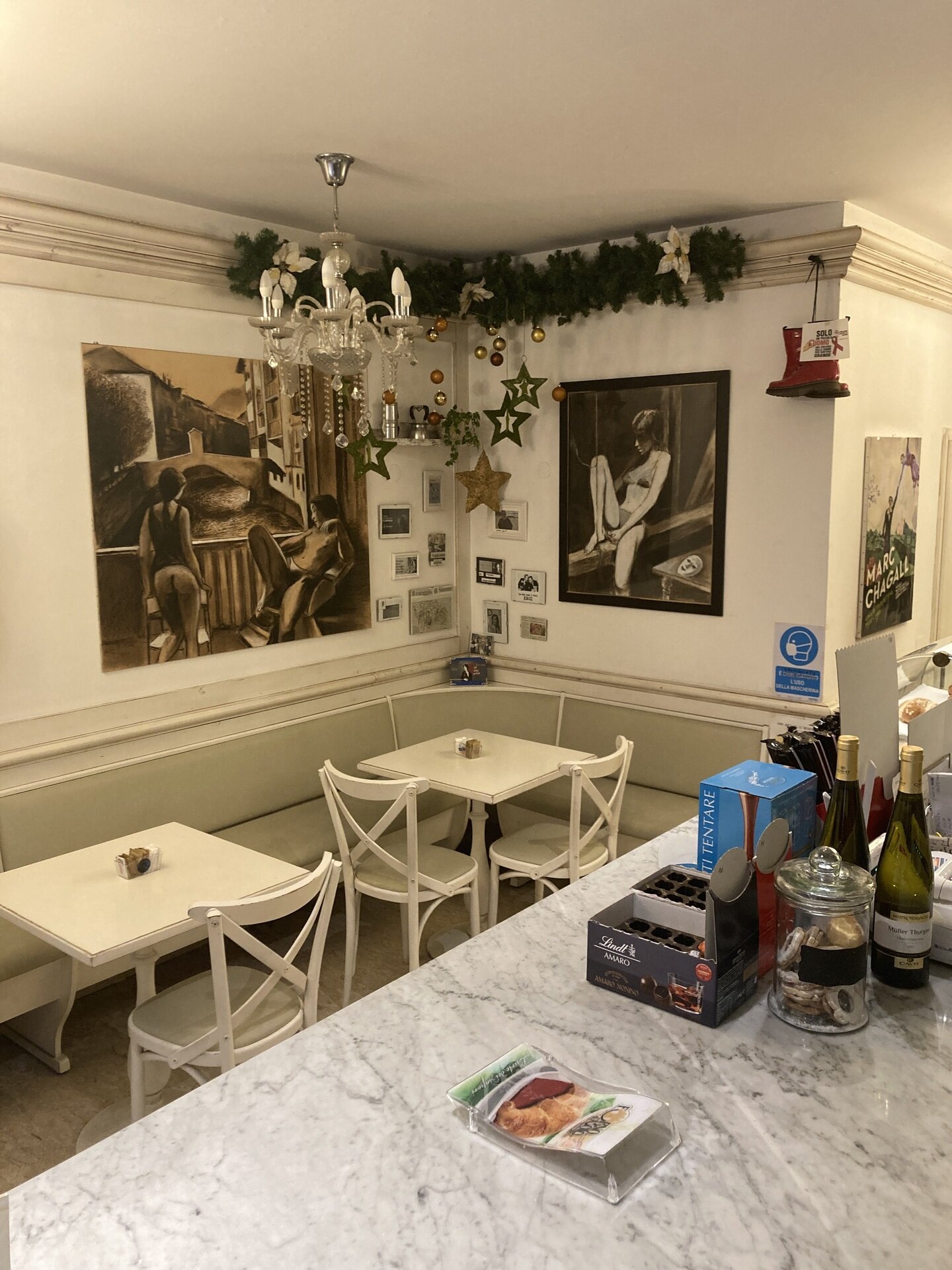 Content Dam Org 9 Images Full Rights Gusto Caffe Del Corso 1 Bruno Ferrai