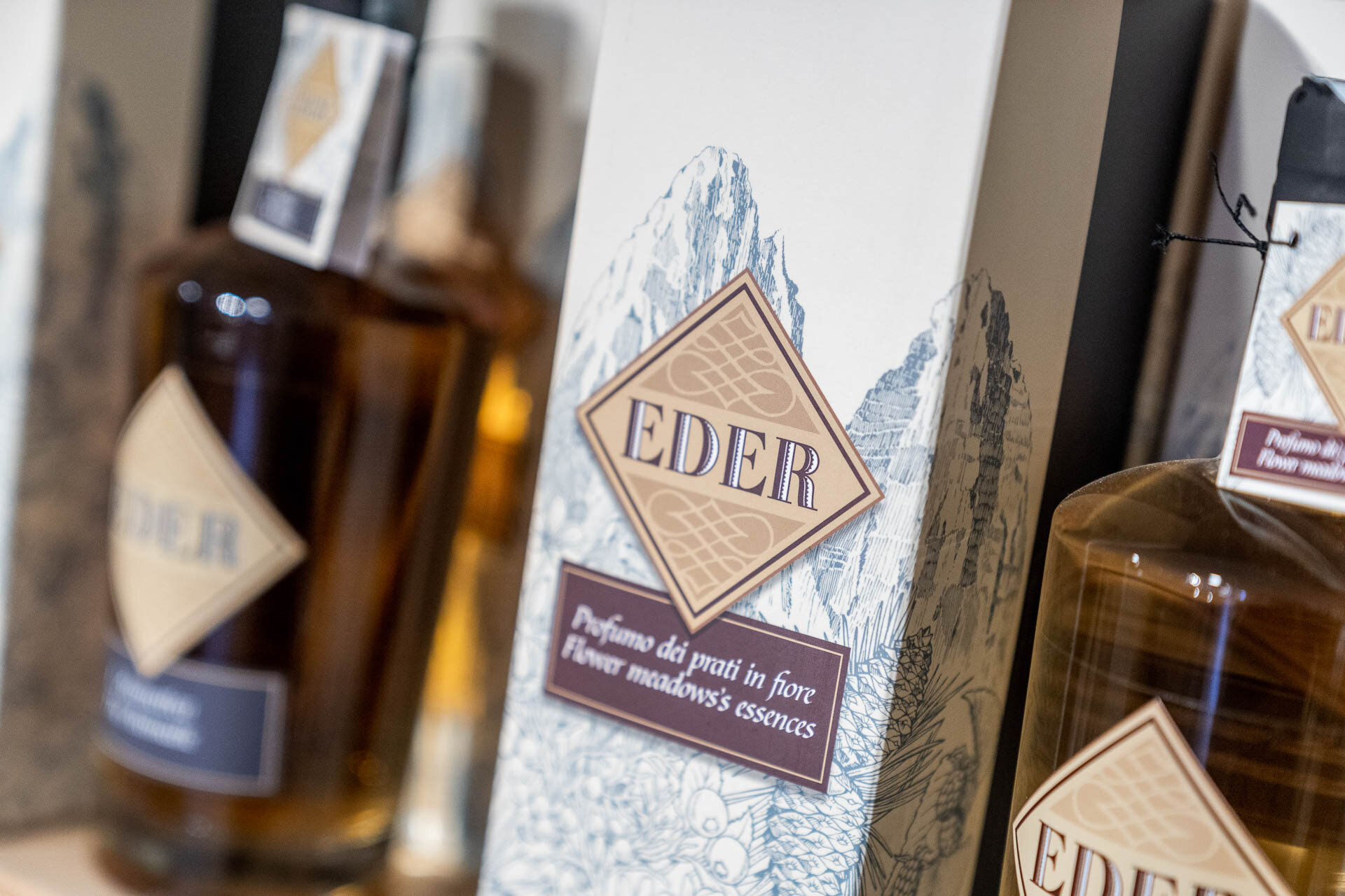 Content Dam Org 3 Images Full Rights Shopping Eder Officina Naturale Eder Officina Naturale Moena Archivio Apt Val Di Fassa Mrizzi 11
