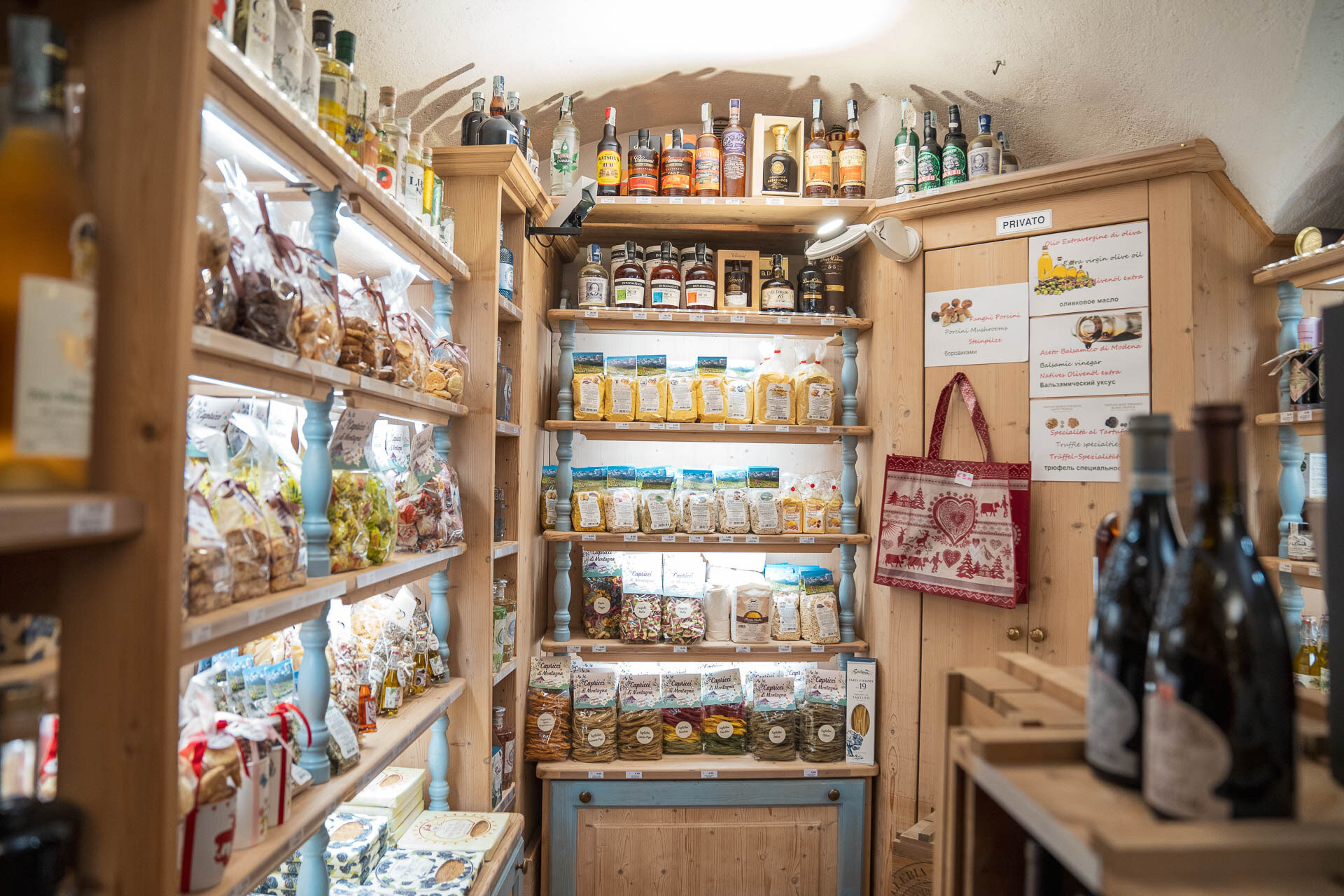 Content Dam Org 3 Images Full Rights Shopping Enoteca La Scaletta Enoteca La Scaletta Campitello Archivio Apt Val Di Fassa Mrizzi 8