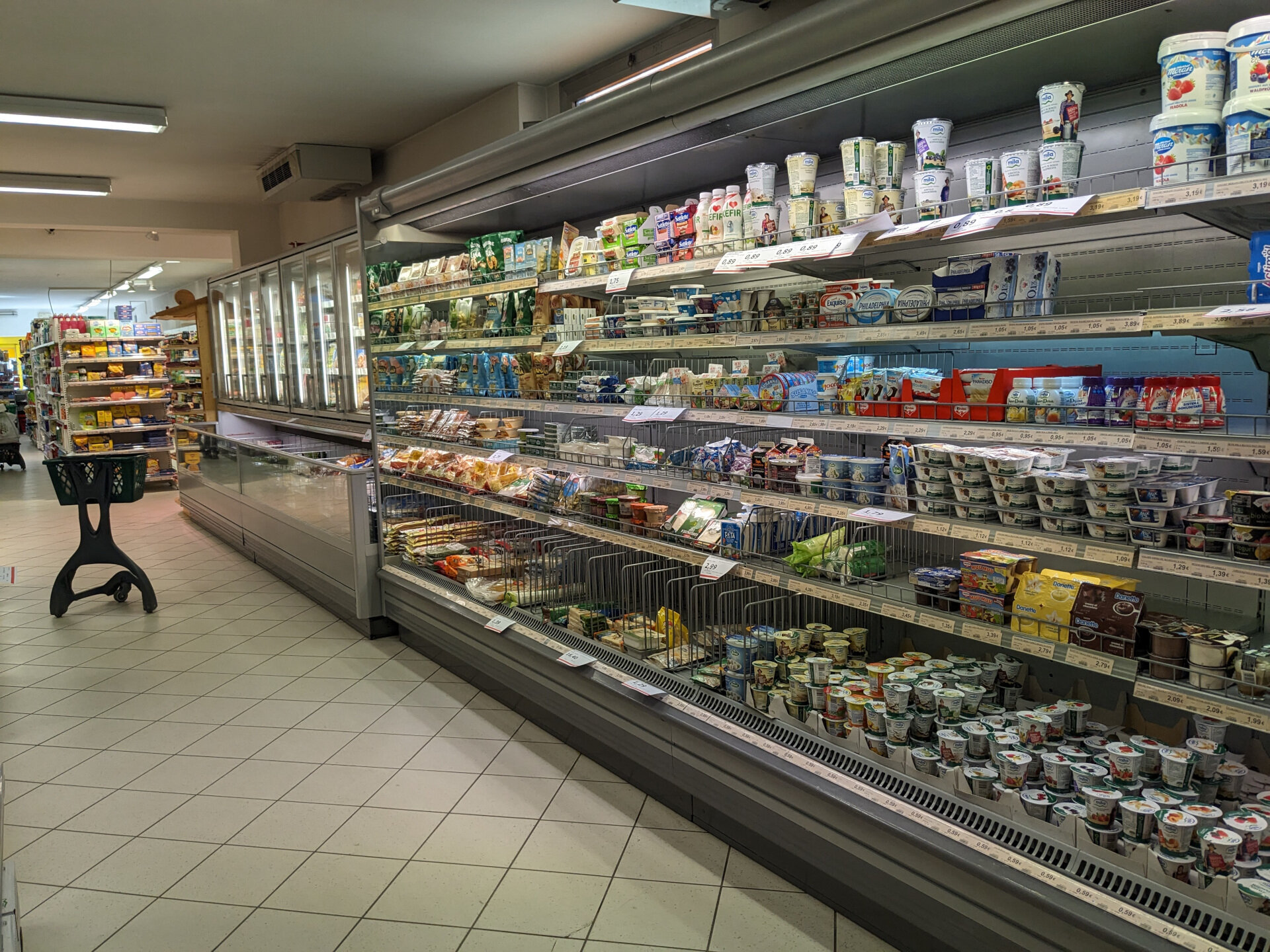 Content Dam Org 3 Images Full Rights Shopping Famiglia Cooperativa Canazei Famiglia Cooperativa Canazei Reparto Alimentari Archivio Apt Val Di Fassa Dlorenz 07