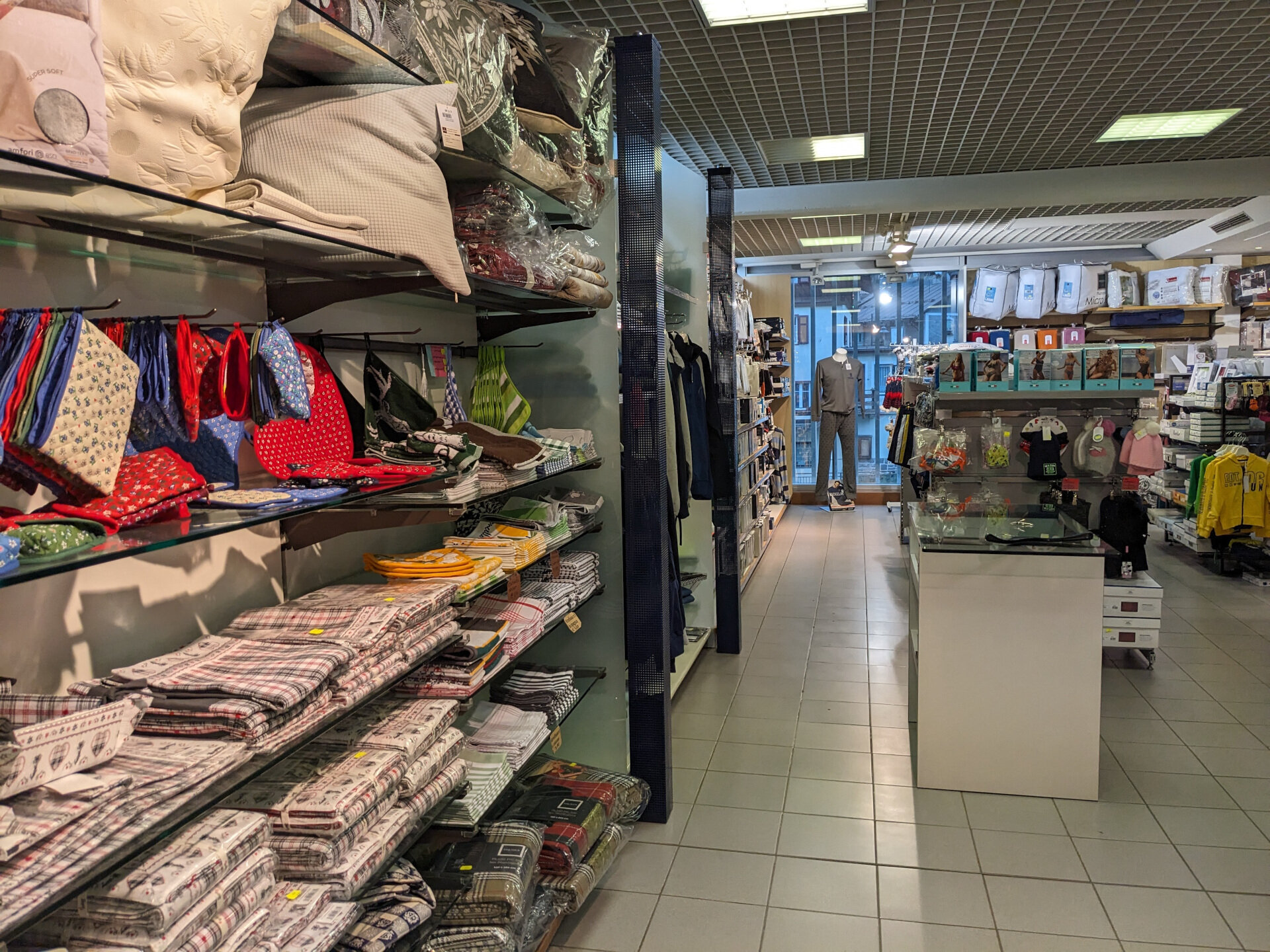Content Dam Org 3 Images Full Rights Shopping Famiglia Cooperativa Moena Coop Famiglia Cooperativa Moena Casalinghi 2