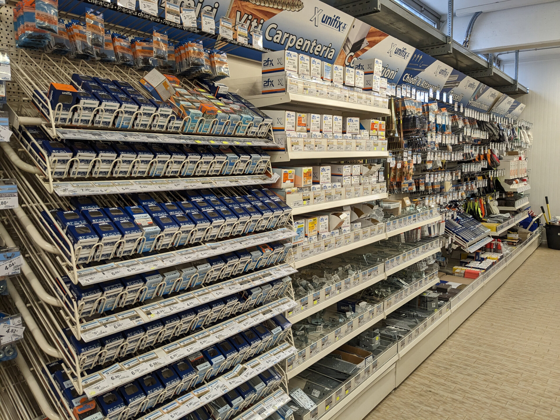 Content Dam Org 3 Images Full Rights Shopping Famiglia Cooperativa Moena Coop Famiglia Cooperativa Moena Ferramenta 3