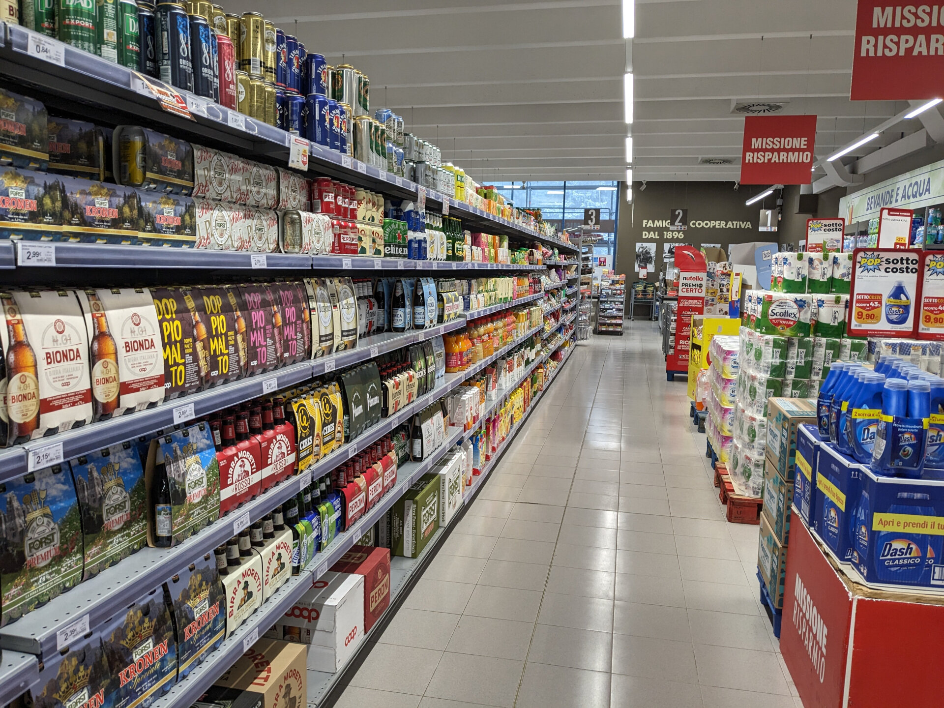 Content Dam Org 3 Images Full Rights Shopping Famiglia Cooperativa Moena Coop Trentino Famiglia Cooperativa Moena Supermercati Trentini 05