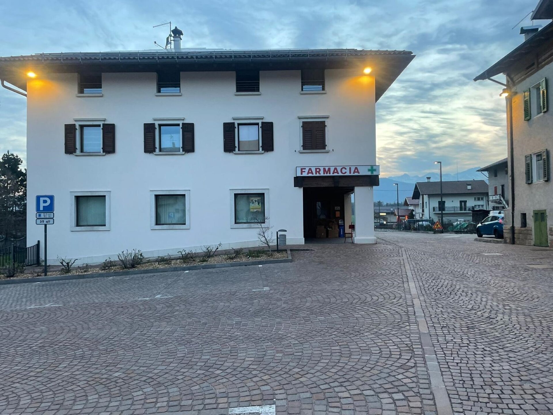 Content Dam Org 11 Images Full Rights Servizi Farmacia Sartori Cavareno Apt Val Di Non
