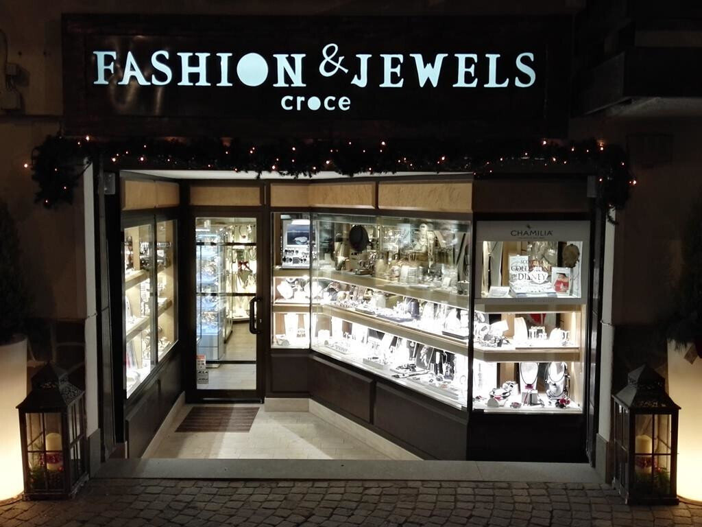 Content Dam Org 3 Images Full Rights Shopping Fashion Jewels Croce Fashion E Jewels Croce Moena Archivio Apt Val Di Fassa Dlorenz 10