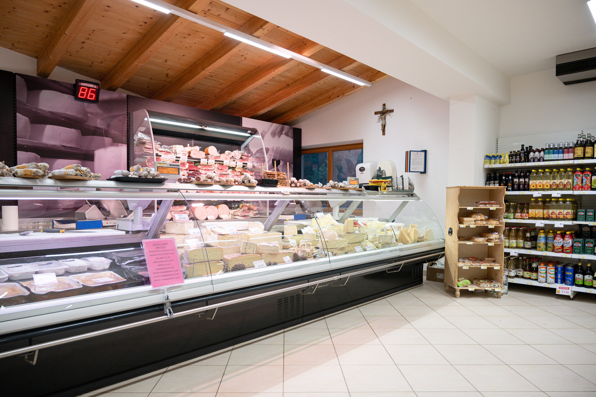 Content Dam Org 3 Images Full Rights Shopping Fassa Coop Soraga Di Fassa Fassa Coop Margherita Conad Soraga 02