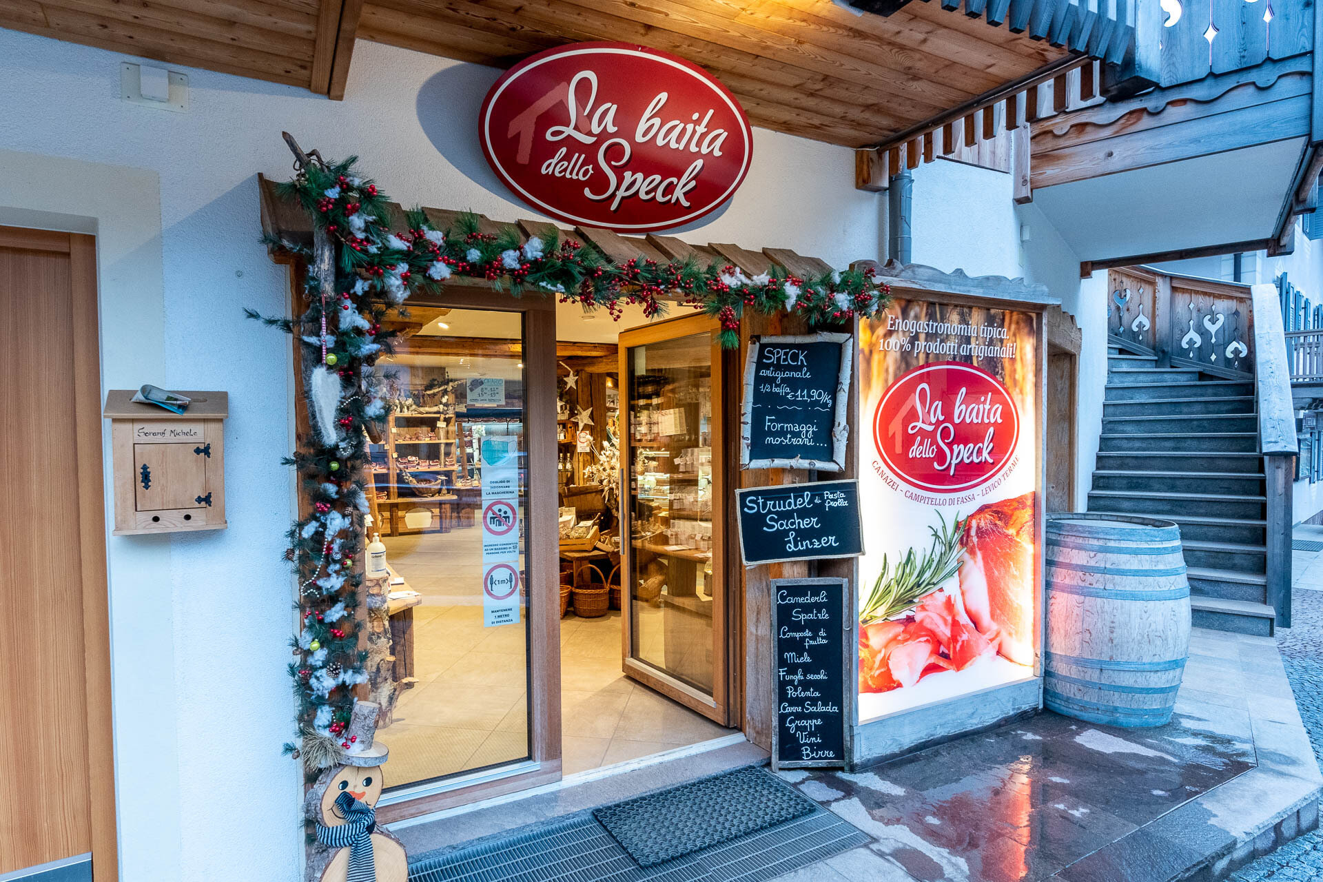 Content Dam Org 3 Images Full Rights Shopping La Baita Dello Speck Baita Dello Speck Campitello Archivio Apt Val Di Fassa Mrizzi 02