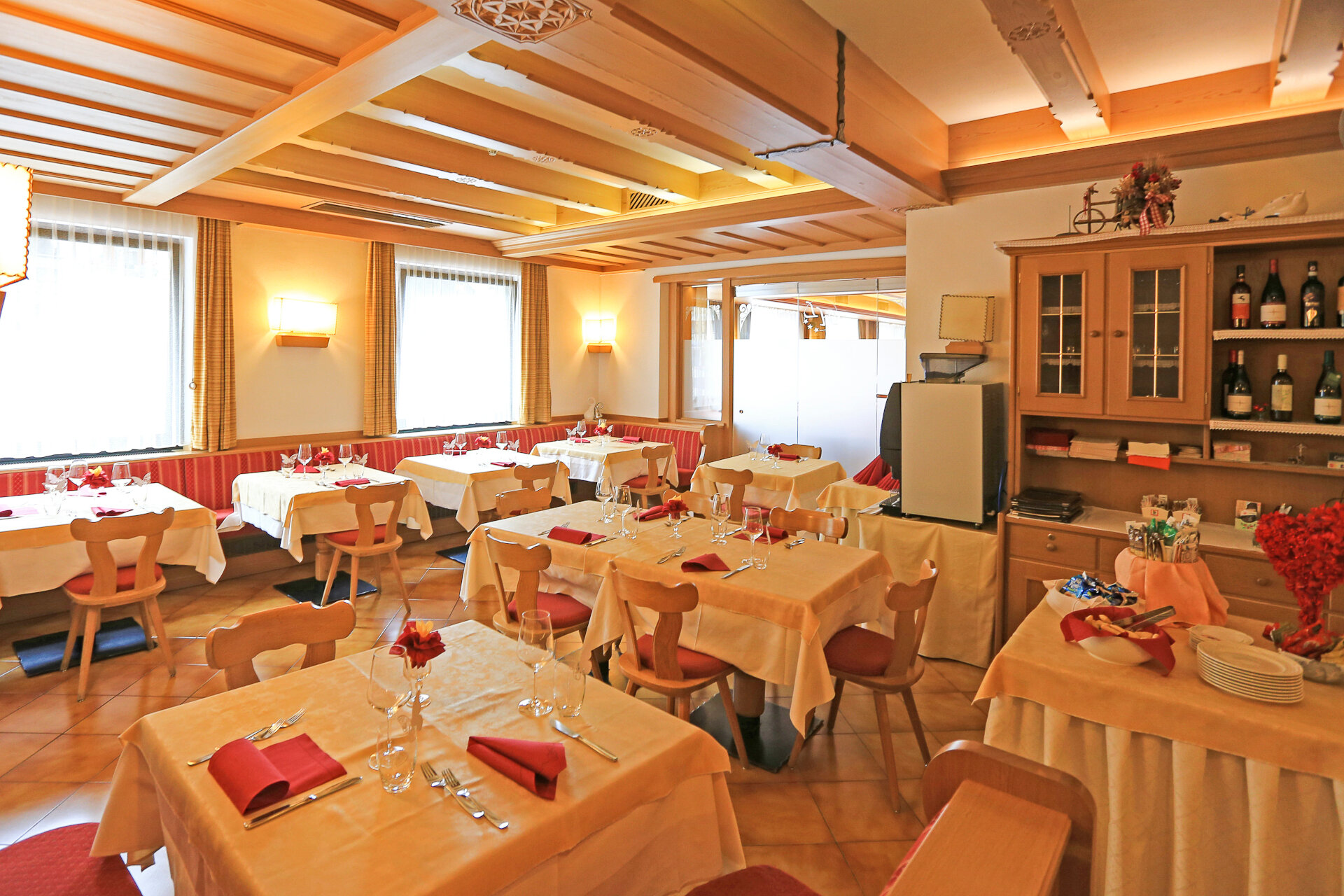 Content Dam Org 3 Images Full Rights Gusto Ristorante La Stua De Macoch Hotel Ladina Ristorante La Stua De Macoch Hotel Ladina Campitello 03