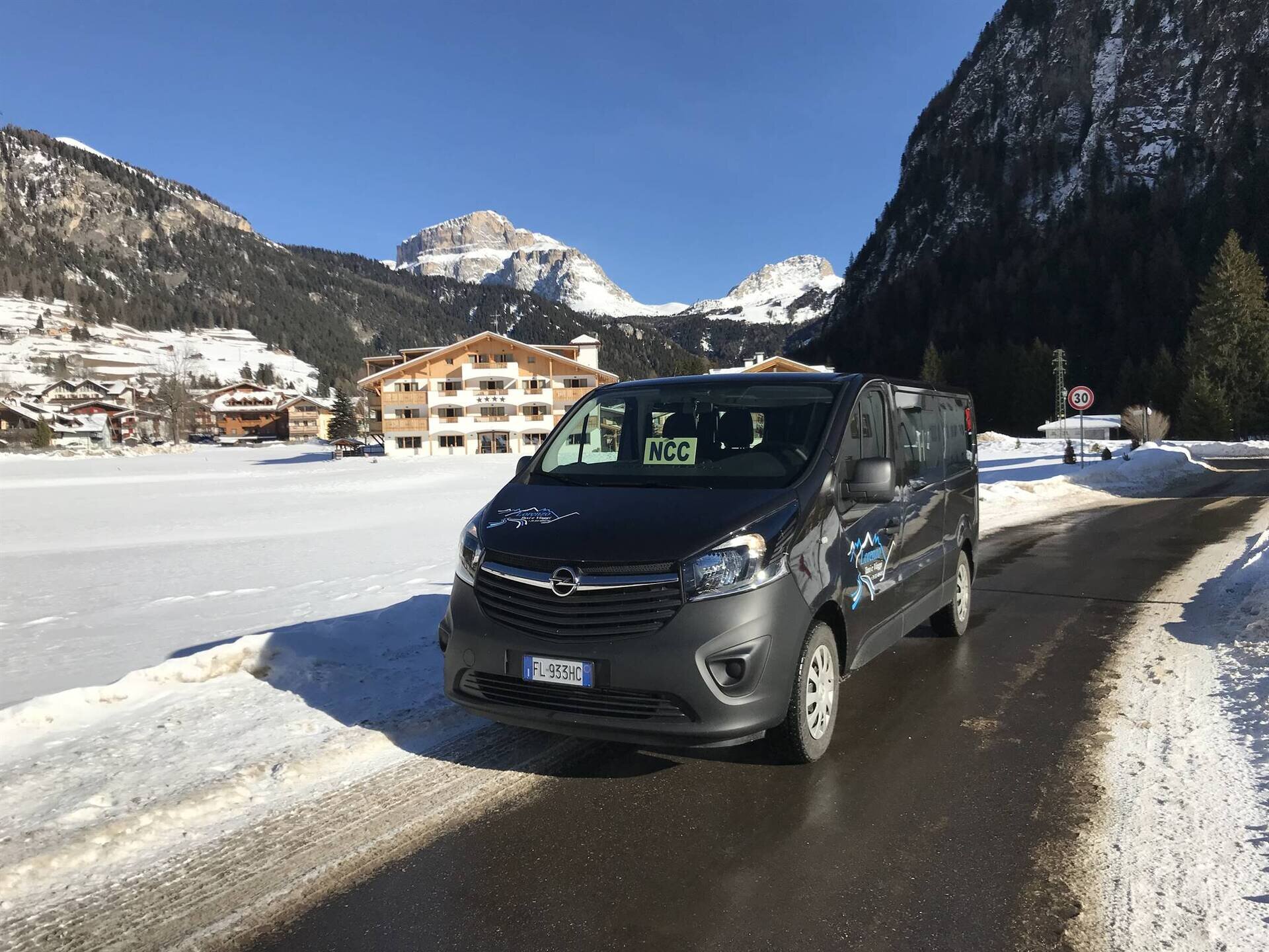 Content Dam Org 3 Images Full Rights Servizi Trasporti Taxi E Servizi Con Conducente Lorenzo Taxi E Viaggi Lorenzo Taxi E Viaggi Campitello Di Fassa 4