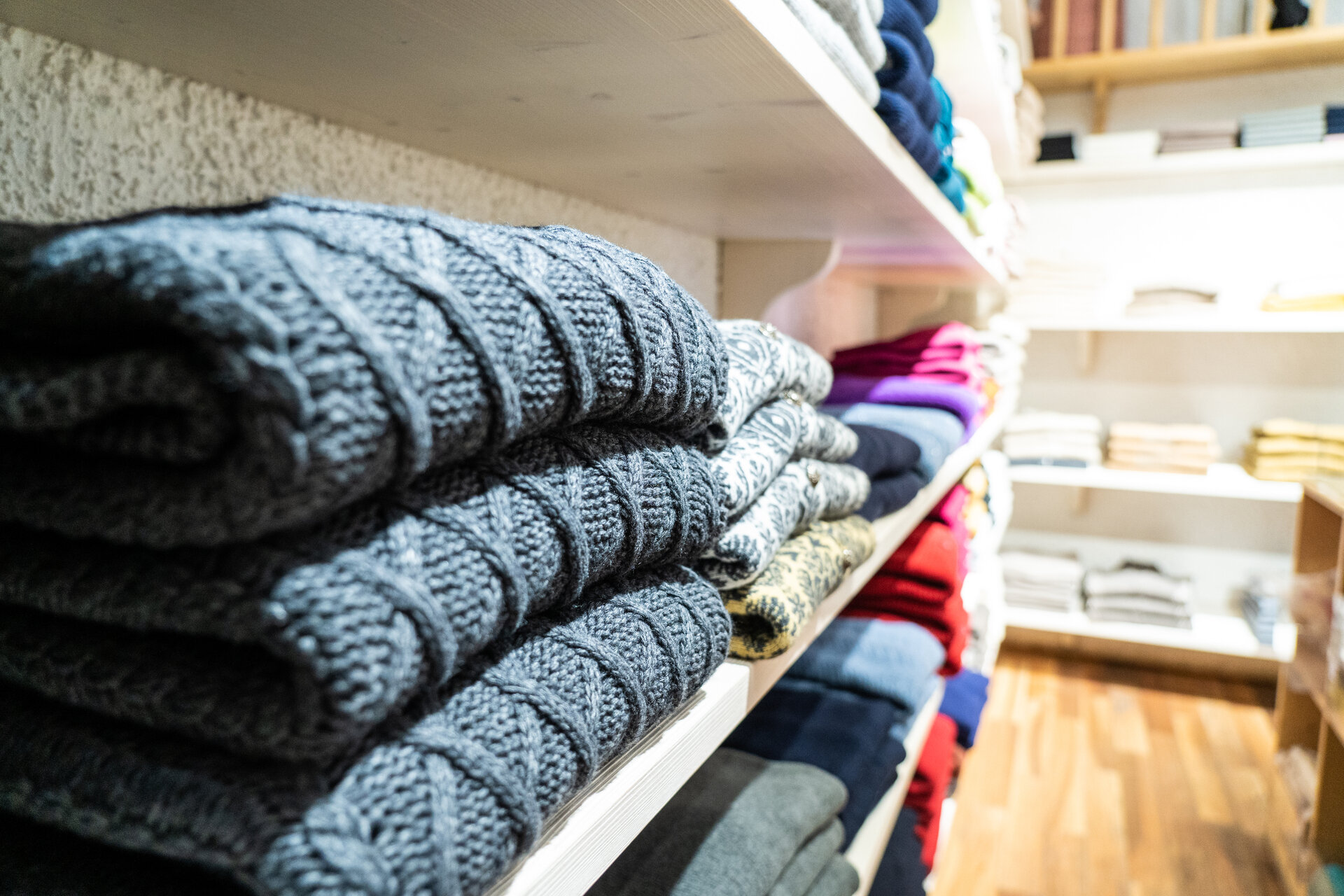 Content Dam Org 6 Images Full Rights Alpe Cimbra Shopping Botteghe E Negozi Annamaria 1