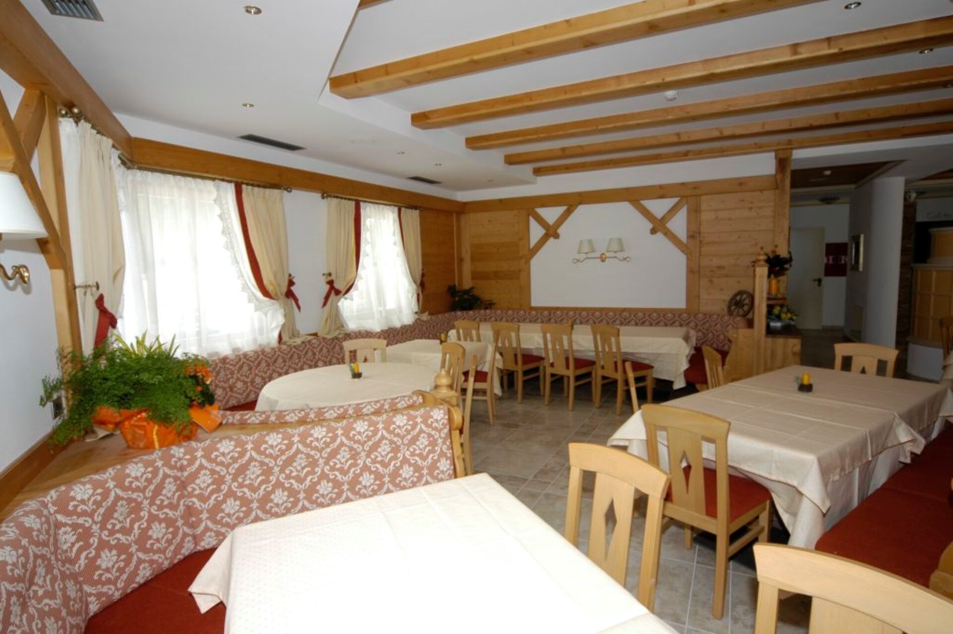 Content Dam Org 11 Images Full Rights Gusto Ristorante Falchetto Sarnonico Regole Di Malosco Apt Val Di Non1