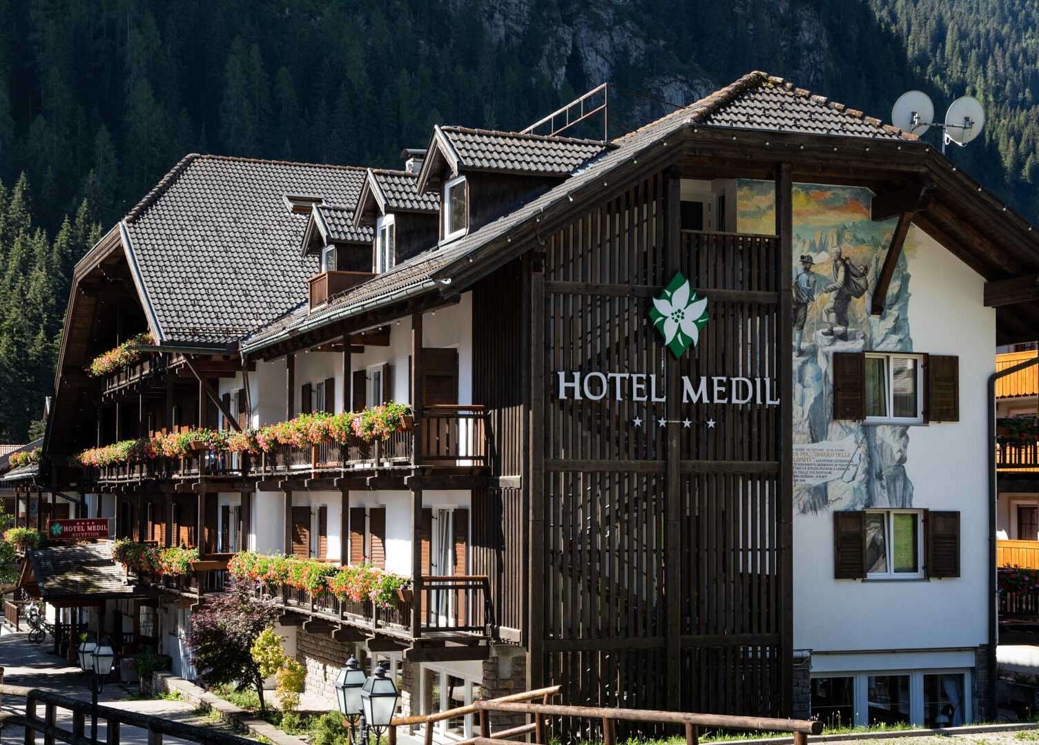 Content Dam Org 3 Images Full Rights Gusto Ristorante Hotel Medil Ristorante Hotel Medil Campitello 6436