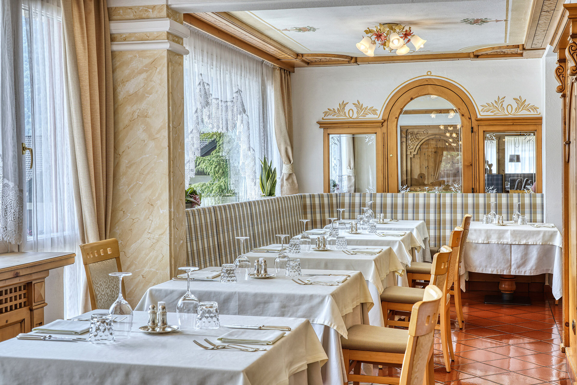 Content Dam Org 5 Images Full Rights Dolomiti Paganella Gusto Ristorante Hotel Belvedere Hotel Belvedere Molveno Ph Christian Gufler 2021 4