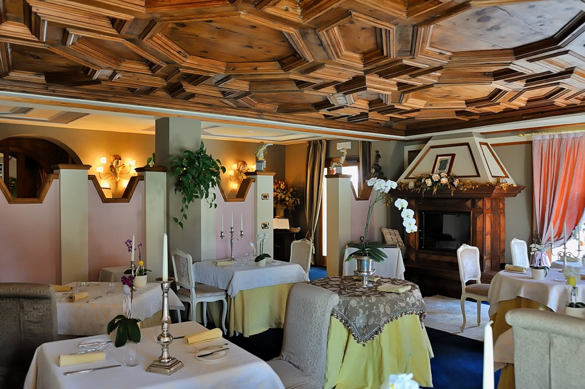 Content Dam Org 11 Images Full Rights Gusto Ristorante Orso Grigio Ronzone Apt Val Di Non1
