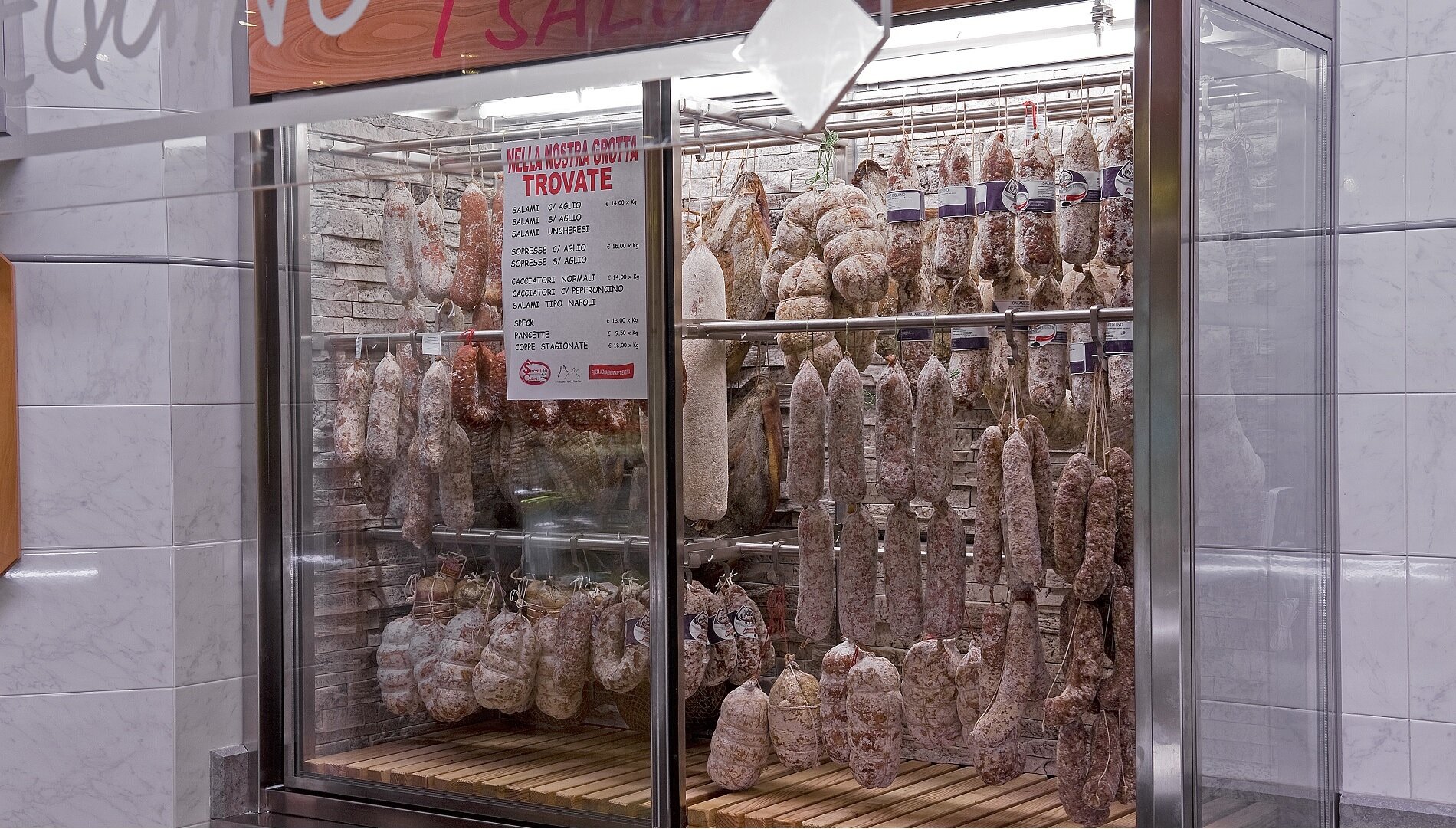 Content Dam Org 9 Images Full Rights Gusto Simonetto Carni Simonetto Carni Apt Valsugana Shopping 2