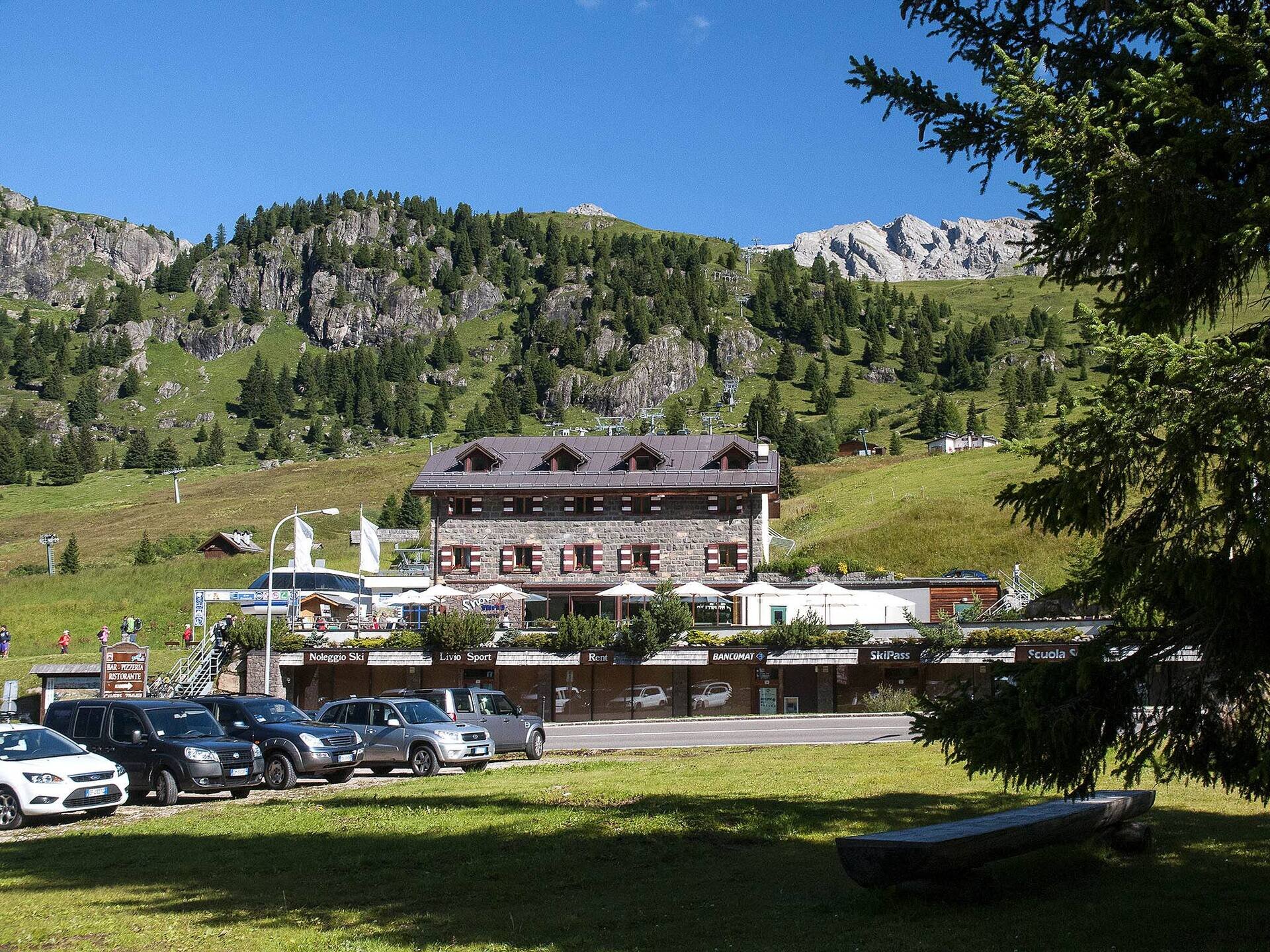 Content Dam Org 3 Images Full Rights Gusto Bar Ristorante Pizzeria Snow Thrill Snow Thrill Passo San Pellegrino 02