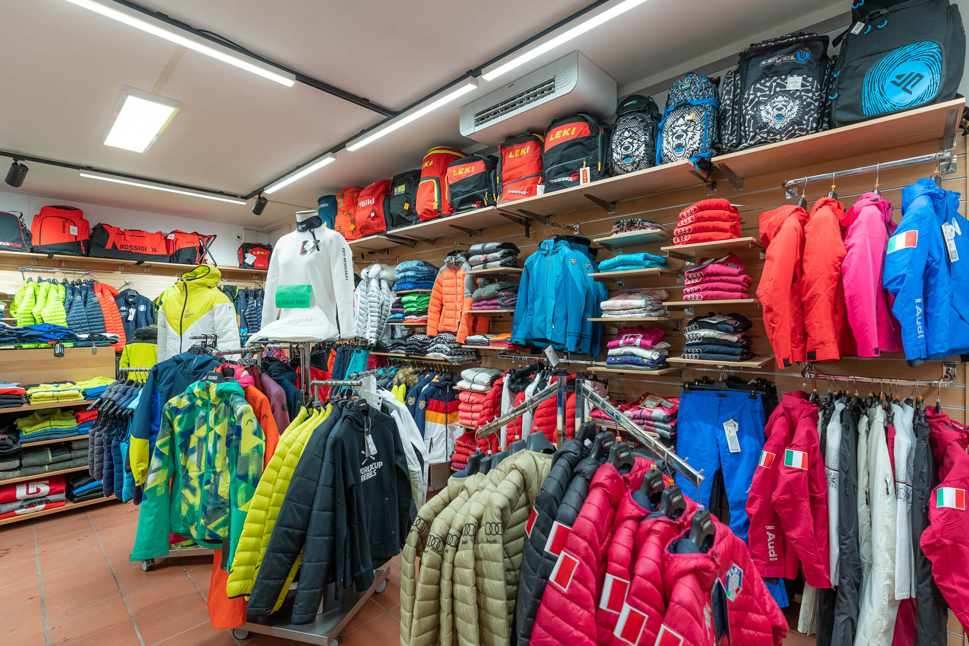 Content Dam Org 3 Images Full Rights Servizi Noleggi Sci E Snowboard Sport Navalge Sportnavalge Moena Apt Val Di Fassa Mattiarizzi Inv 12