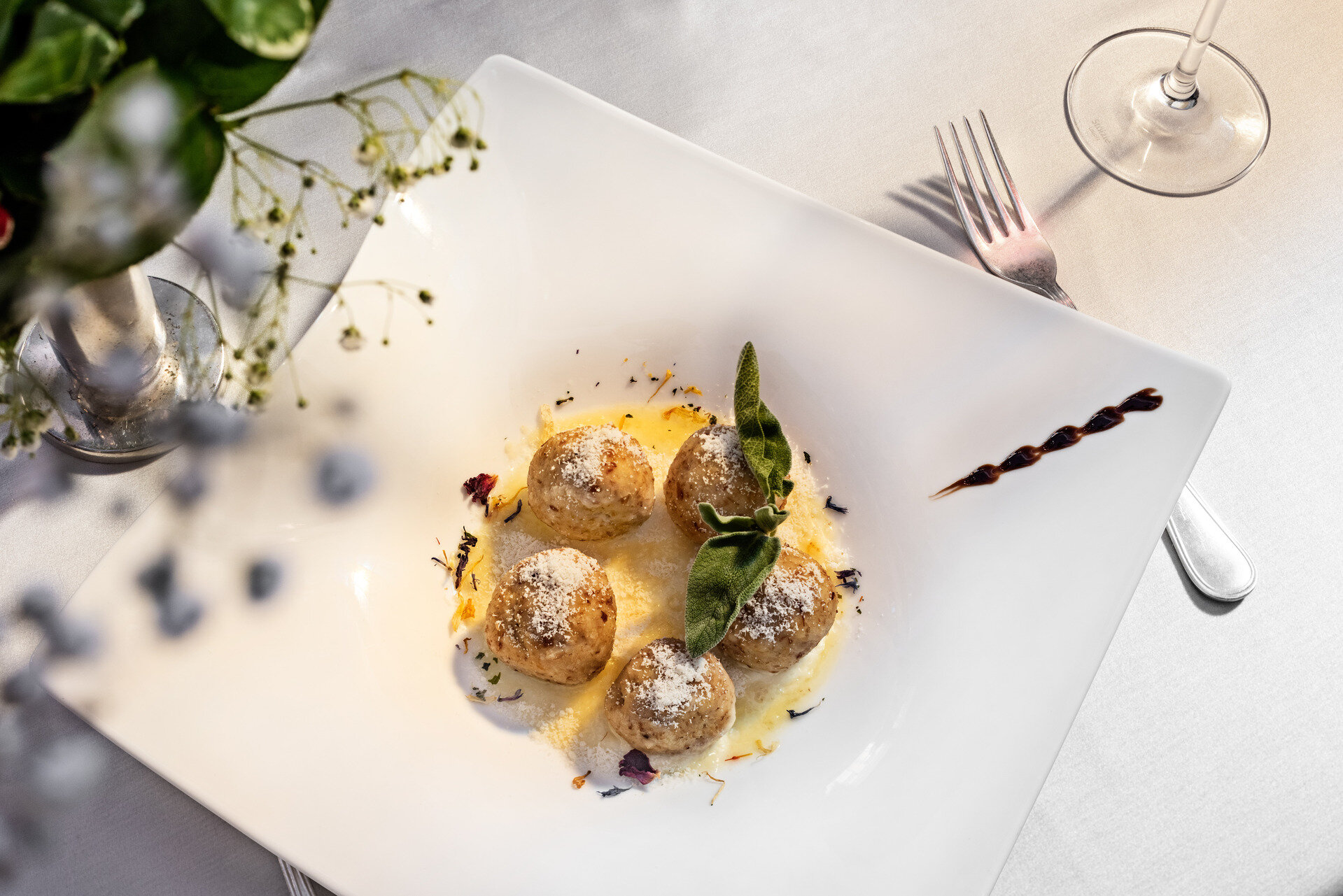 Content Dam Org 7 Images Full Rights Gusto Ristoranti Ristorante Villa Madruzzo Trento Ristorante Villa Madruzzo Trento 2